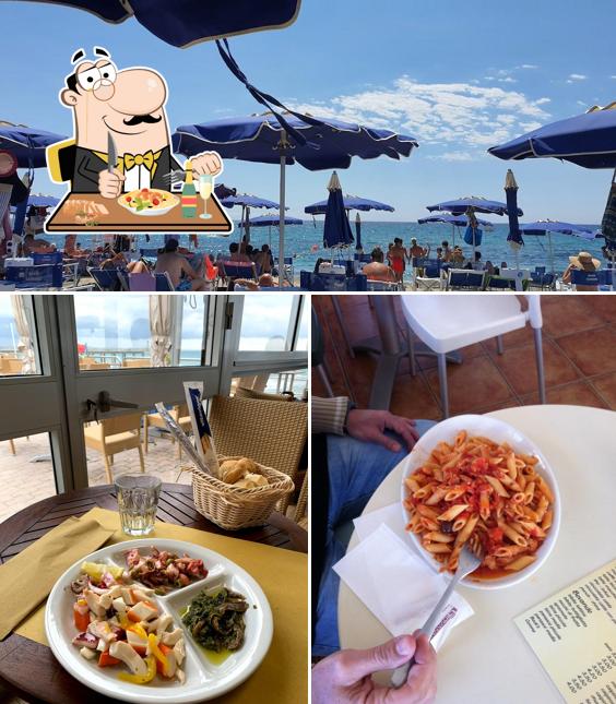 La immagine della cibo e esterno di Bar Bagni Giardino Snc dei Fratelli Pozzi C