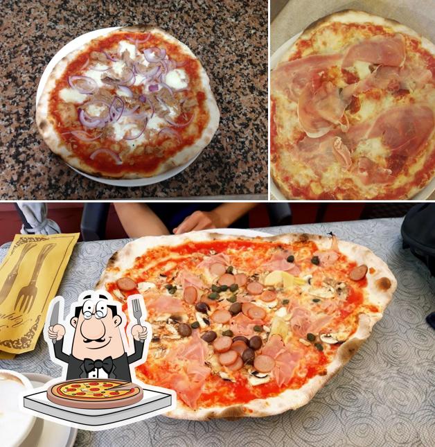 Prova una pizza a Bar Trattoria Pizzeria La Piazzetta