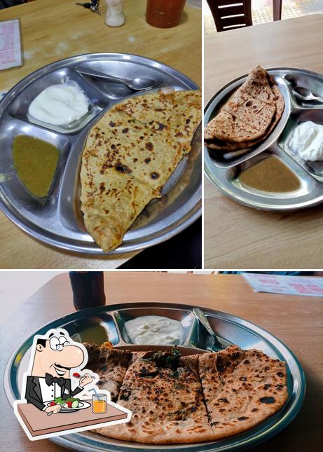 Meals at Anupam Paratha