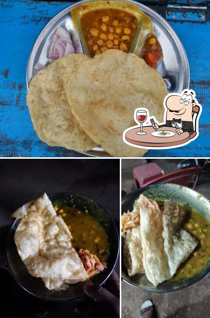 Food at Chole Bhature Stall