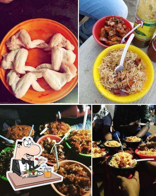 Food at Titanic Fast Food