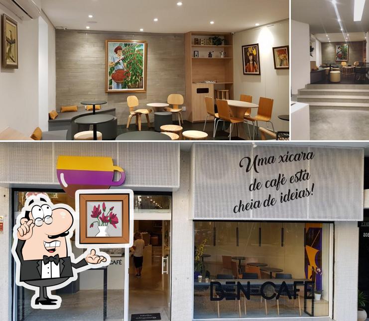 O interior do Ben Café