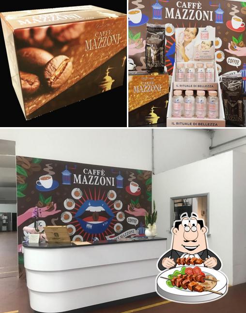 La cibo e interni del ristorante