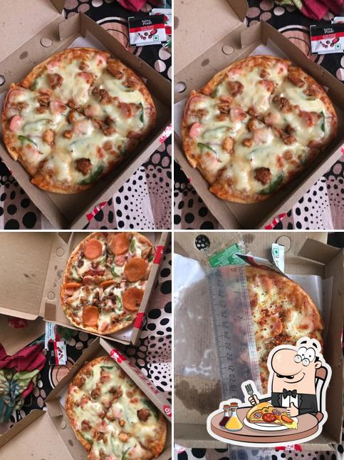 Pick different variants of pizza