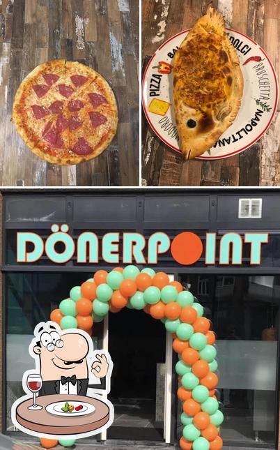Jetez un coup d’oeil à l’image indiquant la nourriture et extérieur concernant Döner Point Reuver