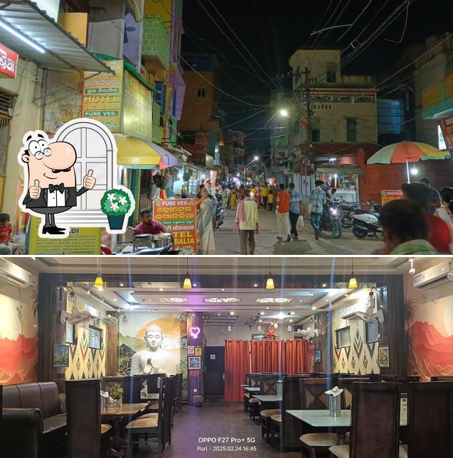 The exterior of Amrutam veg restruant