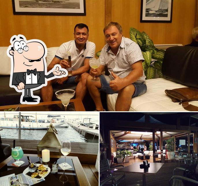 Gli interni di Club House by Marinatour
