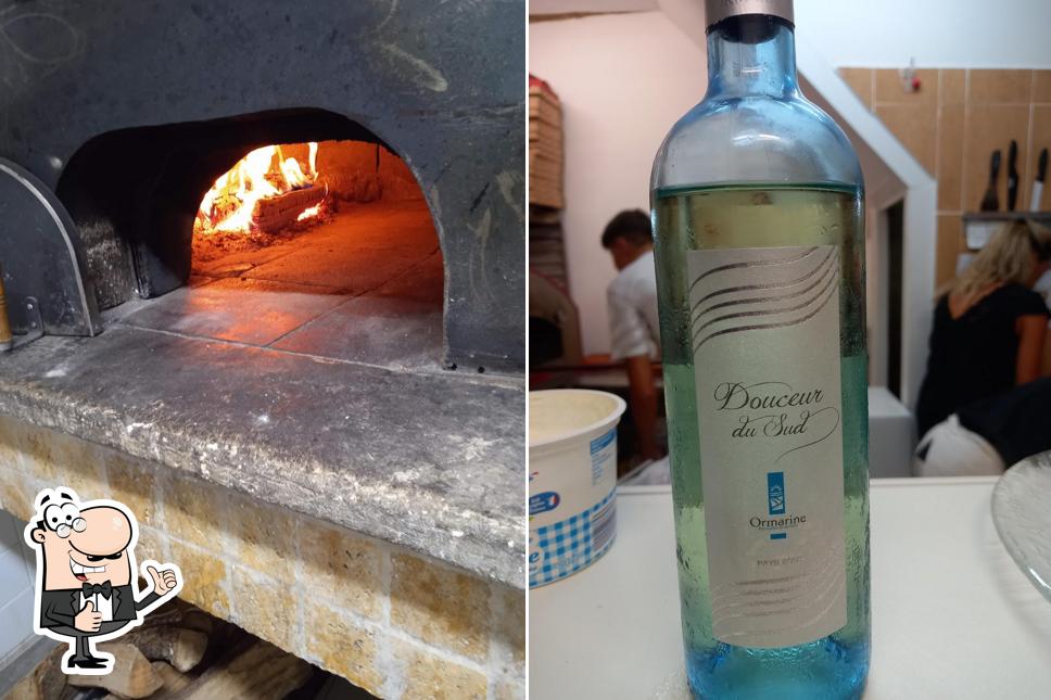 Voici une image de Domitia Pizza