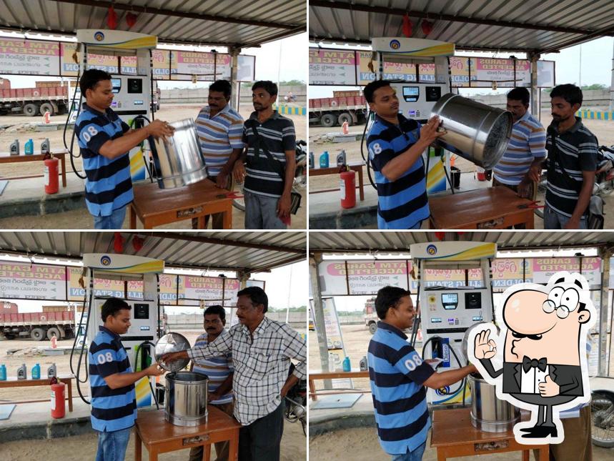 Golden Filling Station
