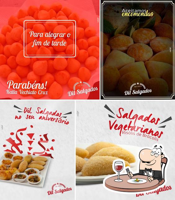 Comida em Dil Salgados