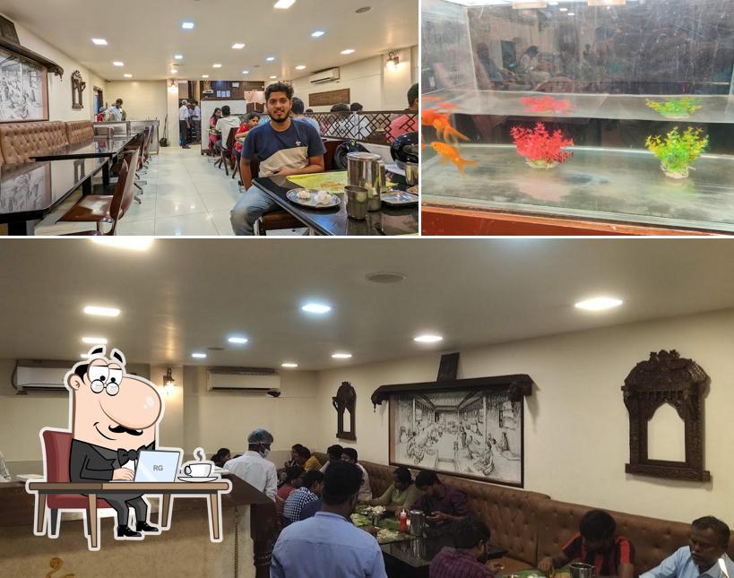 Take a seat at one of the tables at Erode Amman Mess