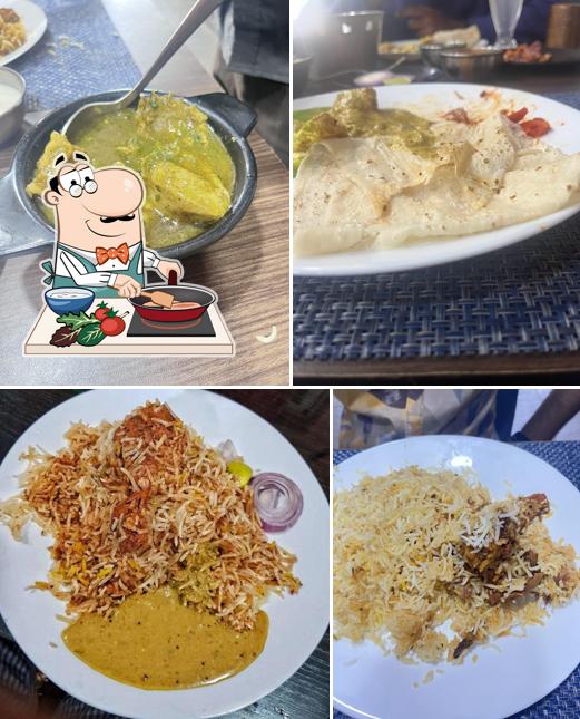 Chicken curry at Hyderabadi Bawarchi - SLV GROUPS