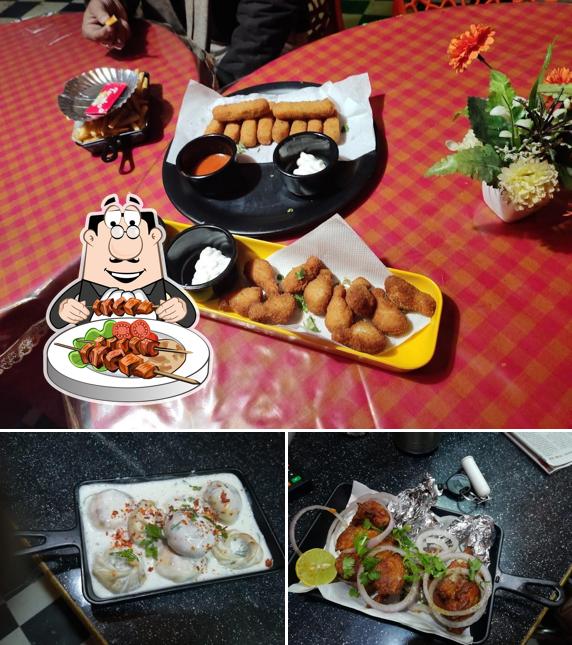 Meals at MID NIGHT FOOD PLAZA