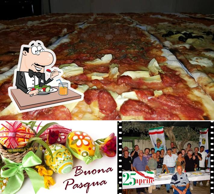 La cibo e interni del ristorante