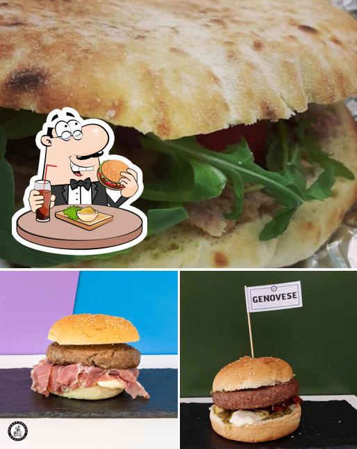 Gli hamburger di Bar Torrefazione Salsese potranno soddisfare molti gusti diversi