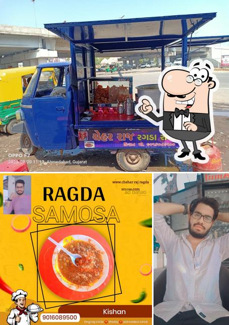 The exterior of Chehar Raj ragda samosa