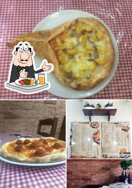 La cibo e interni del ristorante