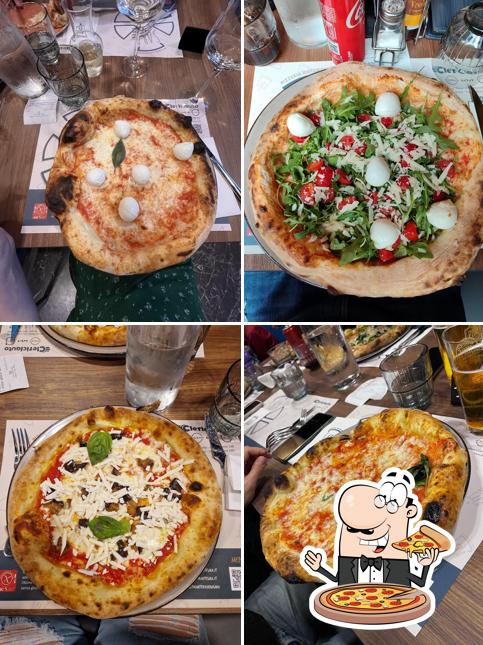 Scegli una pizza a Pizzeria Sara Varese