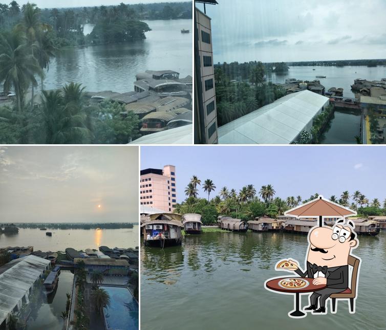 World In The Pot - Ramada Alleppey