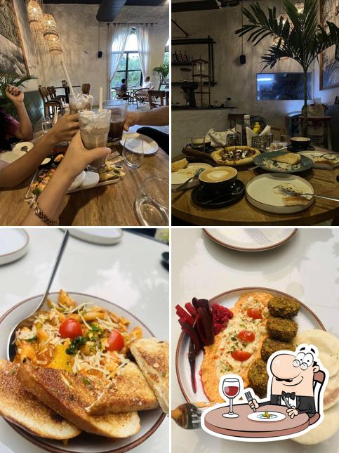 Food at Café Caffeinated
