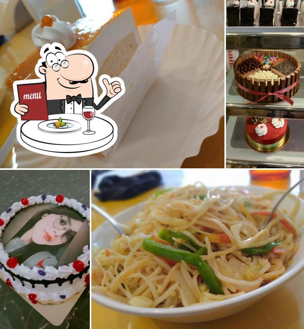 Meals at Cake world cafe and sweets