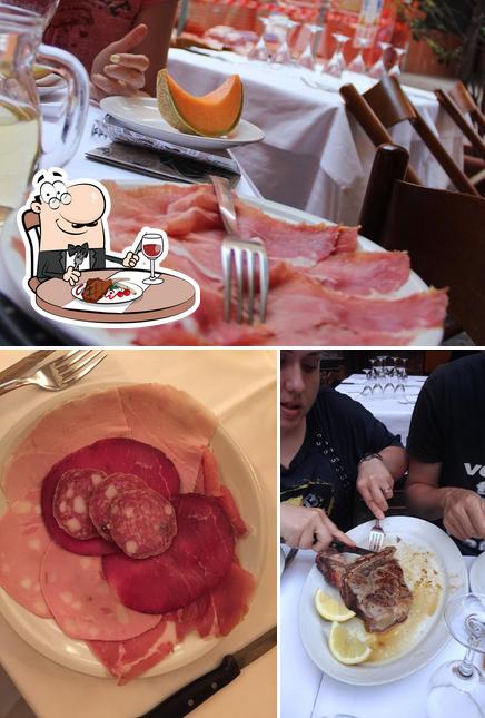 Prenditi i un pasto a base di carne a Trattoria La Corte Galluzzi