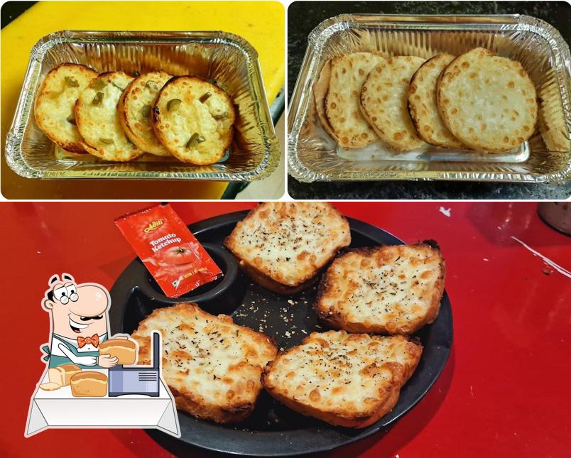 Garlic bread at Pizza ADDA