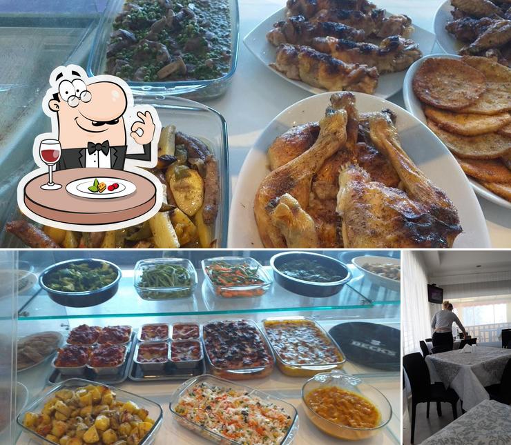 Guarda la immagine che presenta la cibo e interni di Ristorante Il Buffet Di Daniele Sparacino