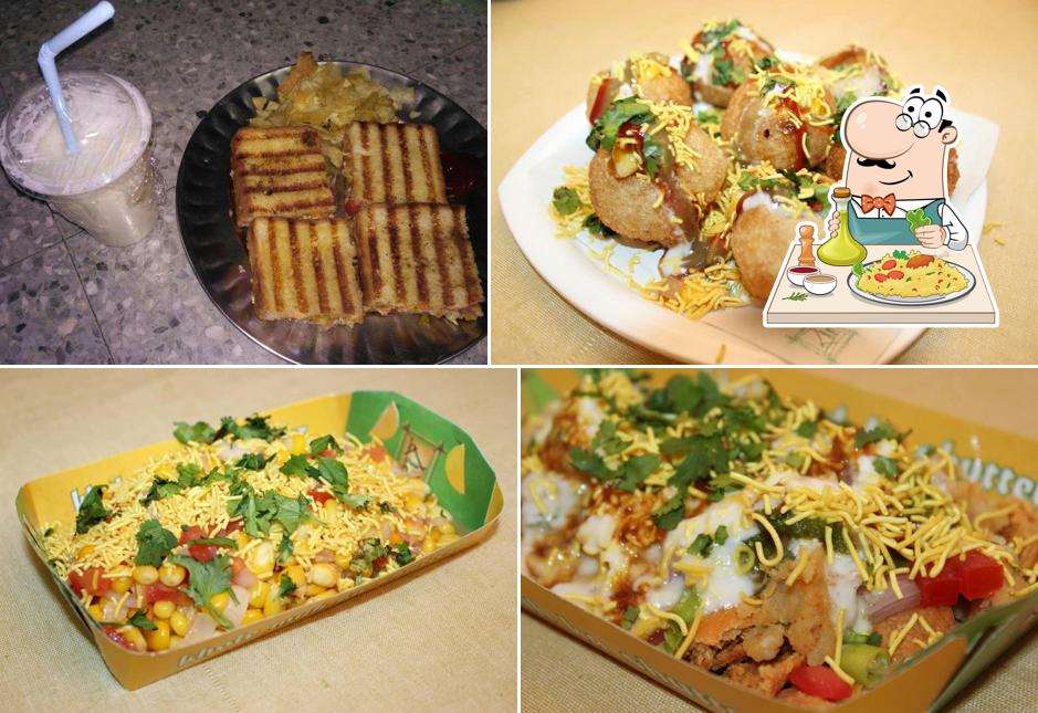 Meals at Chatar Patar