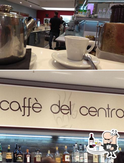 Caffè del Centro serve alcolici