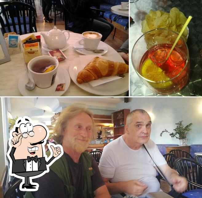 Questa è la foto che presenta la interni e cibo di Da Ado Bar Gelateria