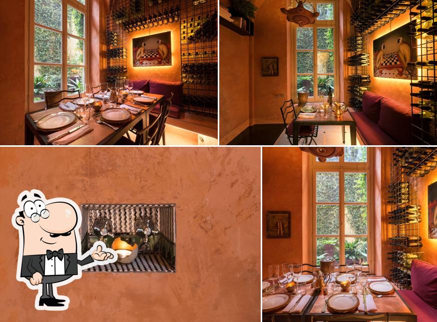 Dai un'occhiata agli interni di Carducci's One