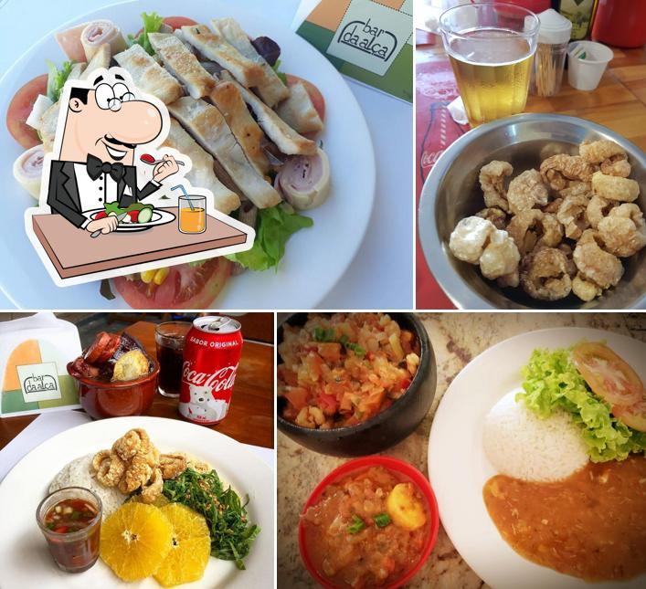 Comida em Restaurante bar da alça