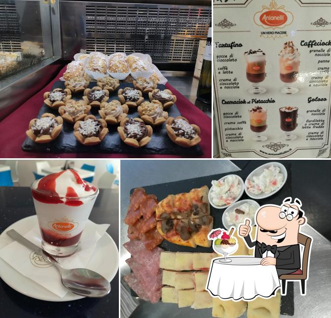 Bar Caffetteria La Rosa Blu propone un'ampia selezione di dessert