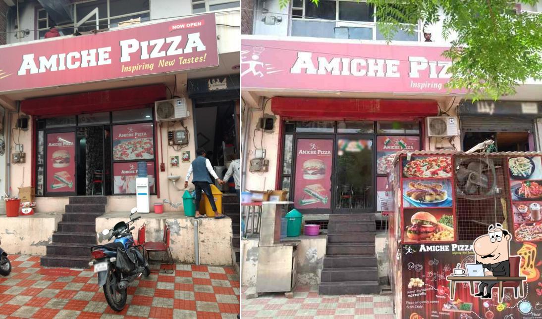 Check out how AMICHE PIZZA looks inside