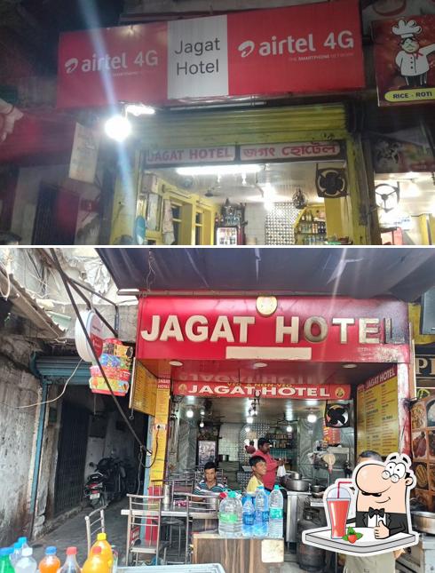 Enjoy a beverage at Jagat Hotel