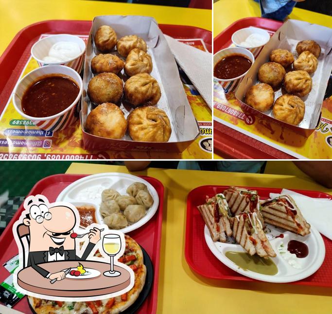 Food at The momo mess