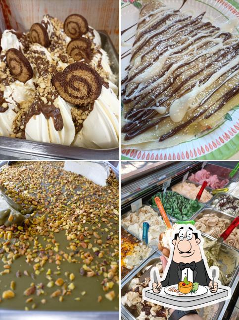 Platti al Gelateria Rocce Rosse