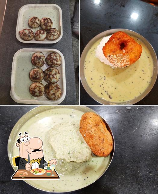 Food at Brahmins Coffee Katte