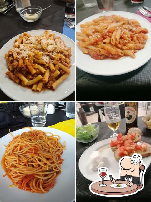 Platti al Trattoria Al Mercato