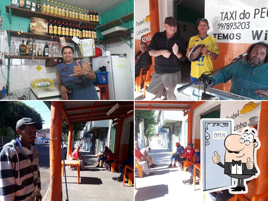 Look at the image of Bar do Primo
