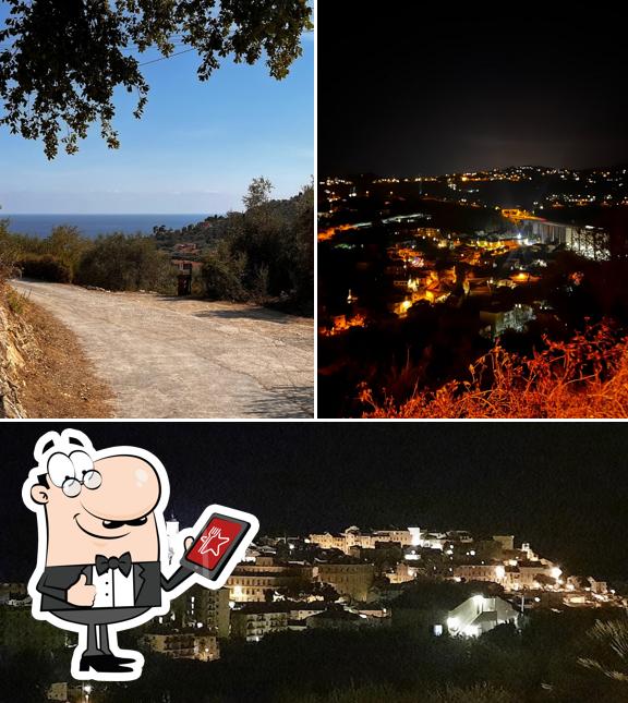 Goditi la vista dagli esterni di La Quercia Agriturismo Ristorazione