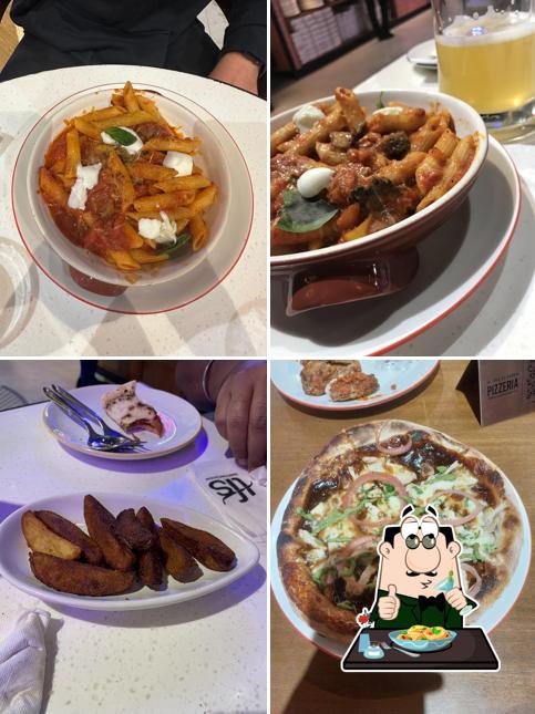 Food at Jamie Oliver Pizzeria