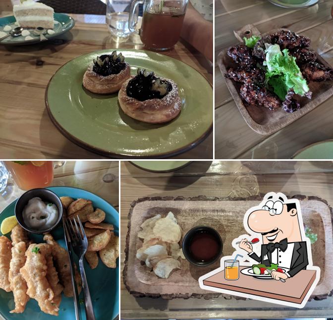 Meals at Rolling In Dough