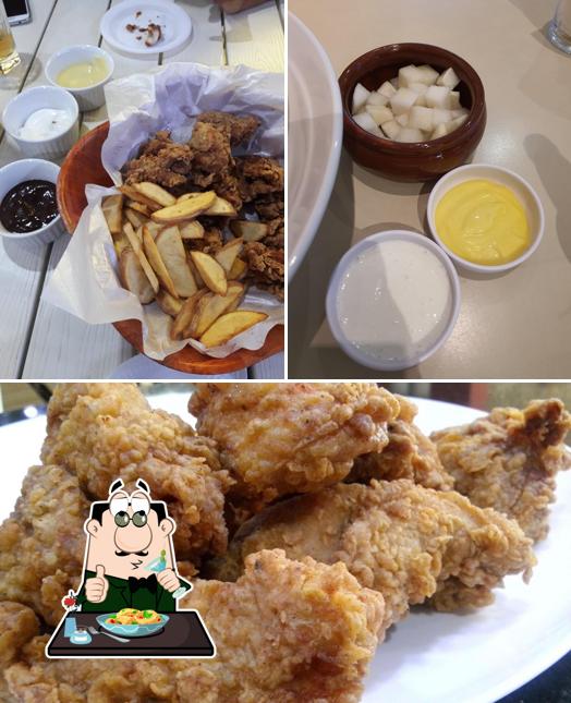 Comida em Chicken Club (Bom Retiro)