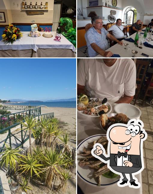 Siediti a un tavolo di Ristorante Pizzeria Paradiso