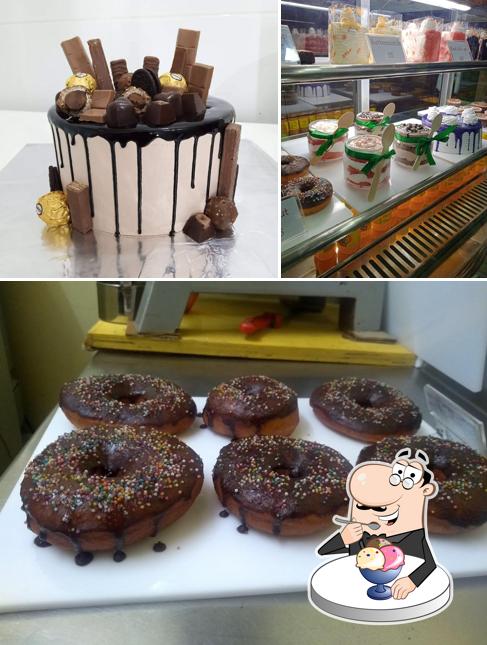 Cake Hub provides a variety of desserts