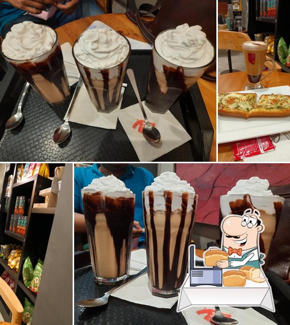 Garlic bread at Café Coffee Day