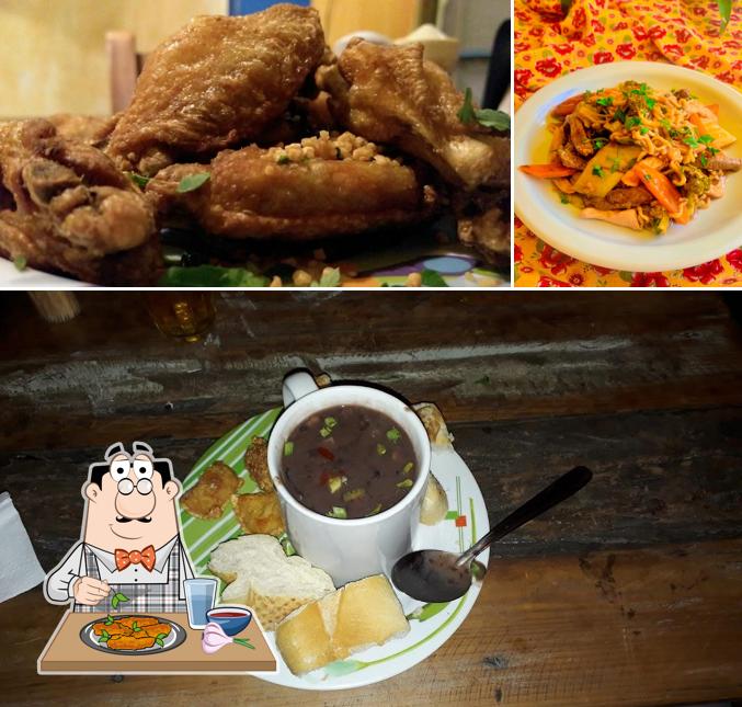 Asas de frango em Boteco Nhá Barbina