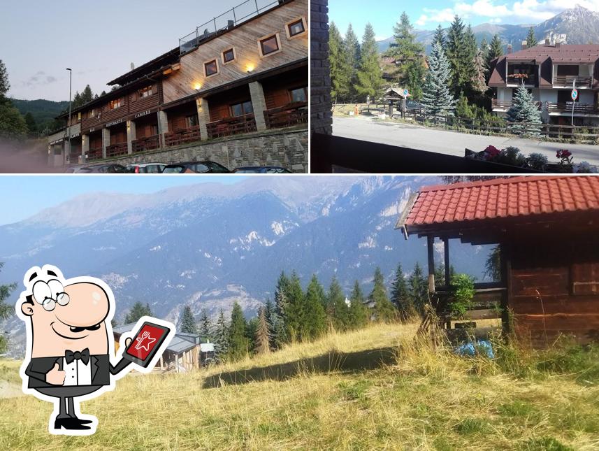 Goditi la vista dagli esterni di Restaurant Hotel Chalet del Sole